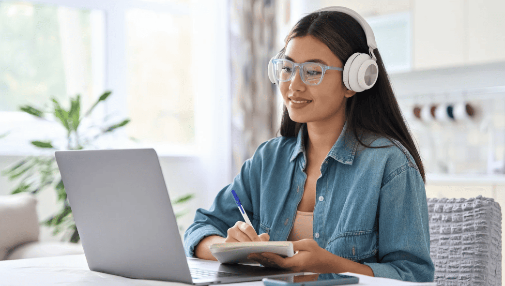 Wie finde ich den besten Online-Sprachkurs